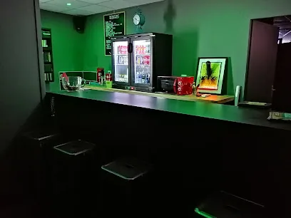 keewee Séné ( boutik-cruising-club / sex-club-mixte )